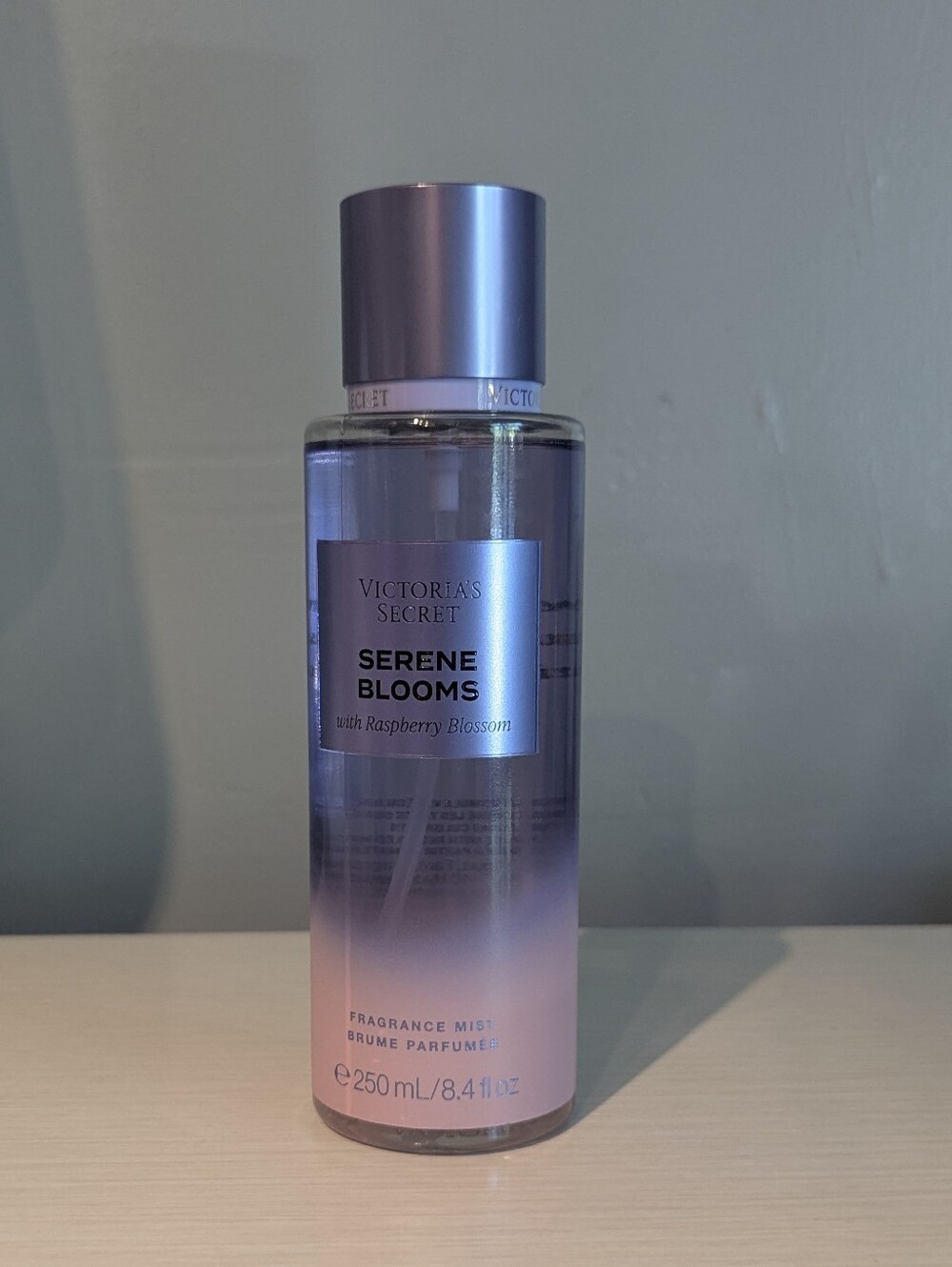 Victoria's Secret Serene Blooms Fragrance Mist - Pink to Purple Gradient